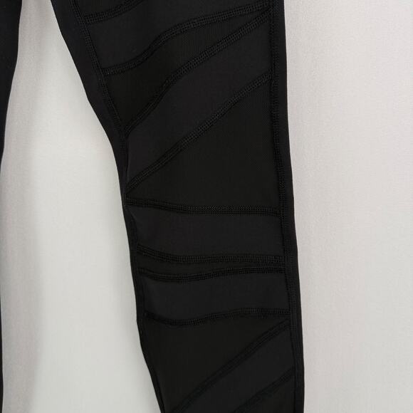 Lululemon High Times Crop *Tech Mesh Size 8 - Picture 4 of 16